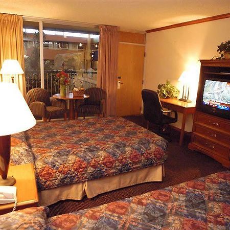Boulder Outlook Hotel & Suites Habitación foto